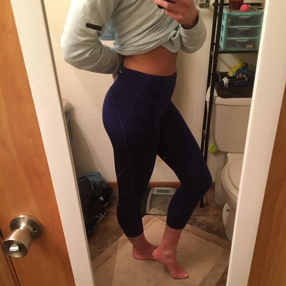 GapFit Sculpt Compression High Waisted Capri